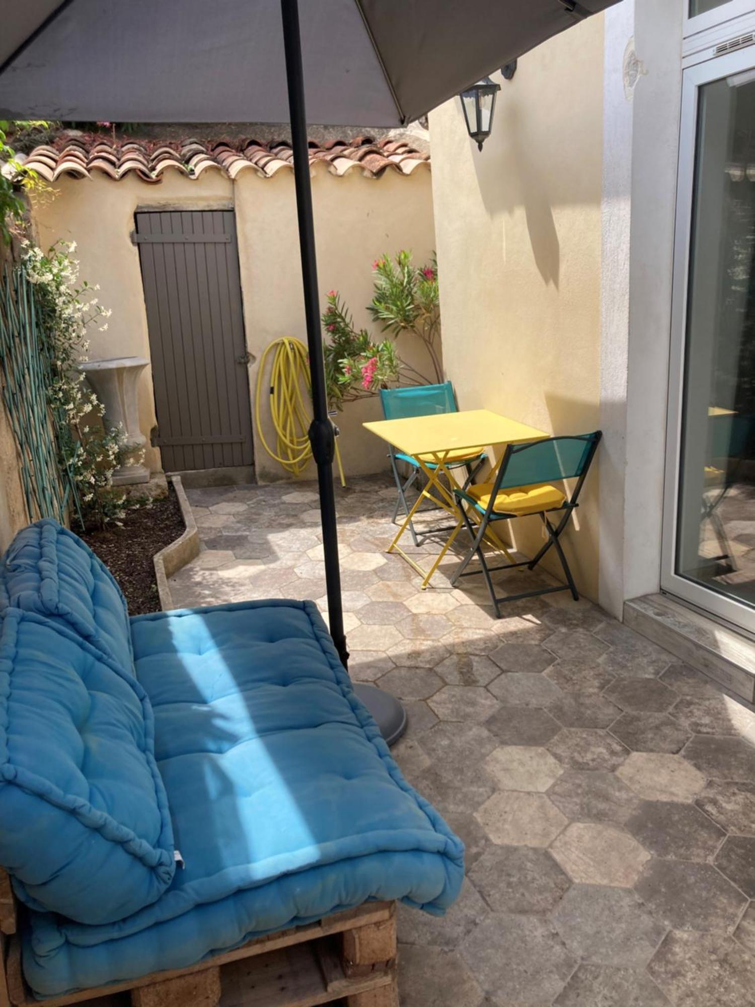 Le Studio D'Auguste- Coeur De Nimes-Chaleureux-Emplacement Ideal Eksteriør bilde